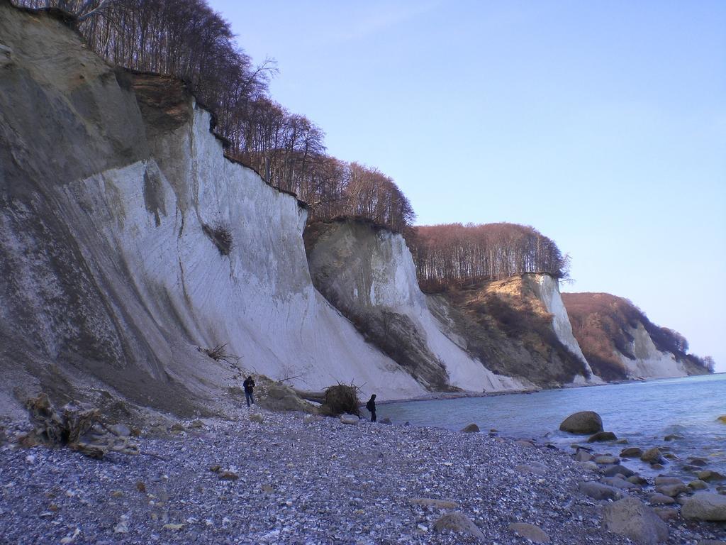 Ferienwohnung In Sassnitz Ruegen Naehe Weltnaturerbe Kreidekueste Esterno foto